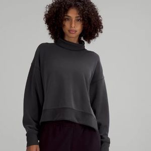 Lululemon Softstreme Turtleneck Pullover NWT
